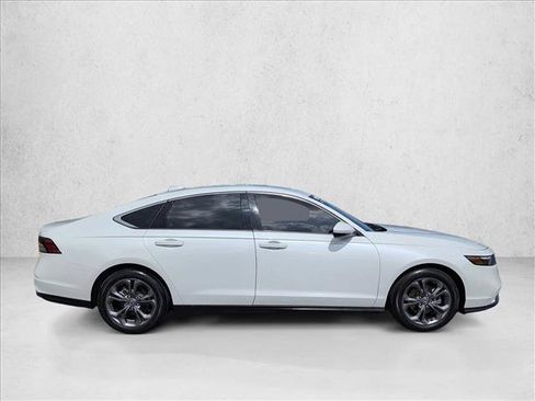 Certified 2023 Honda Accord EX image 4