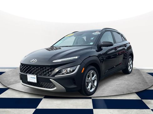 Used 2023 Hyundai Kona SEL image 2