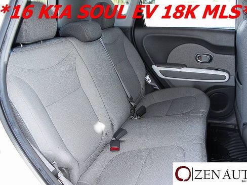 Used 2016 Kia Soul EV FWD image 30