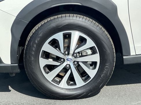 Used 2024 Subaru Outback Premium image 29