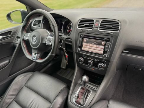 Used 2010 Volkswagen GTI 2-Door FWD image 69