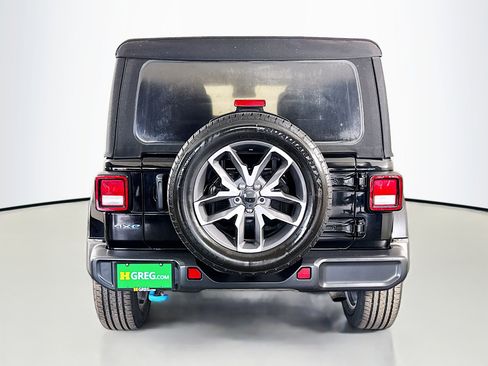 Used 2024 Jeep Wrangler Sport S AWD/4WD image 8