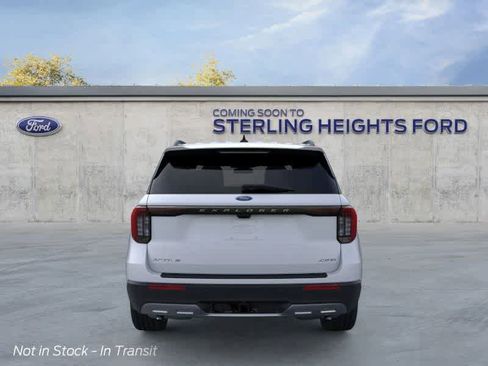 New 2026 Ford Explorer Active w/ Active Comfort Package image 5