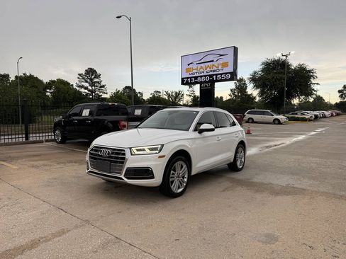 Used 2018 Audi Q5 Prestige w/ Prestige Package AWD/4WD image 3