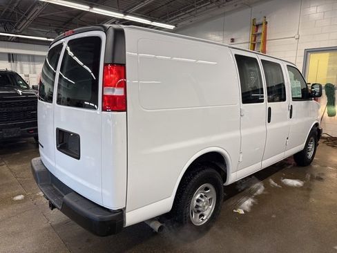 Used 2023 Chevrolet Express 3500 Work Van w/ Driver Convenience Package image 6