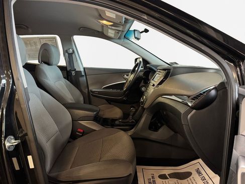 Used 2017 Hyundai Santa Fe Sport image 26