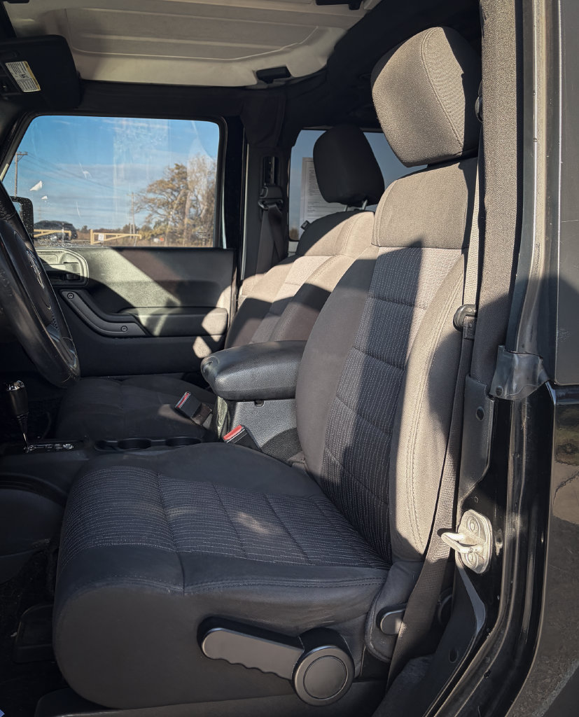 Used 2012 Jeep Wrangler Sport AWD/4WD image 16