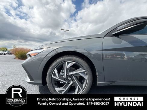 New 2025 Hyundai Elantra Sport w/ Cargo Package image 12
