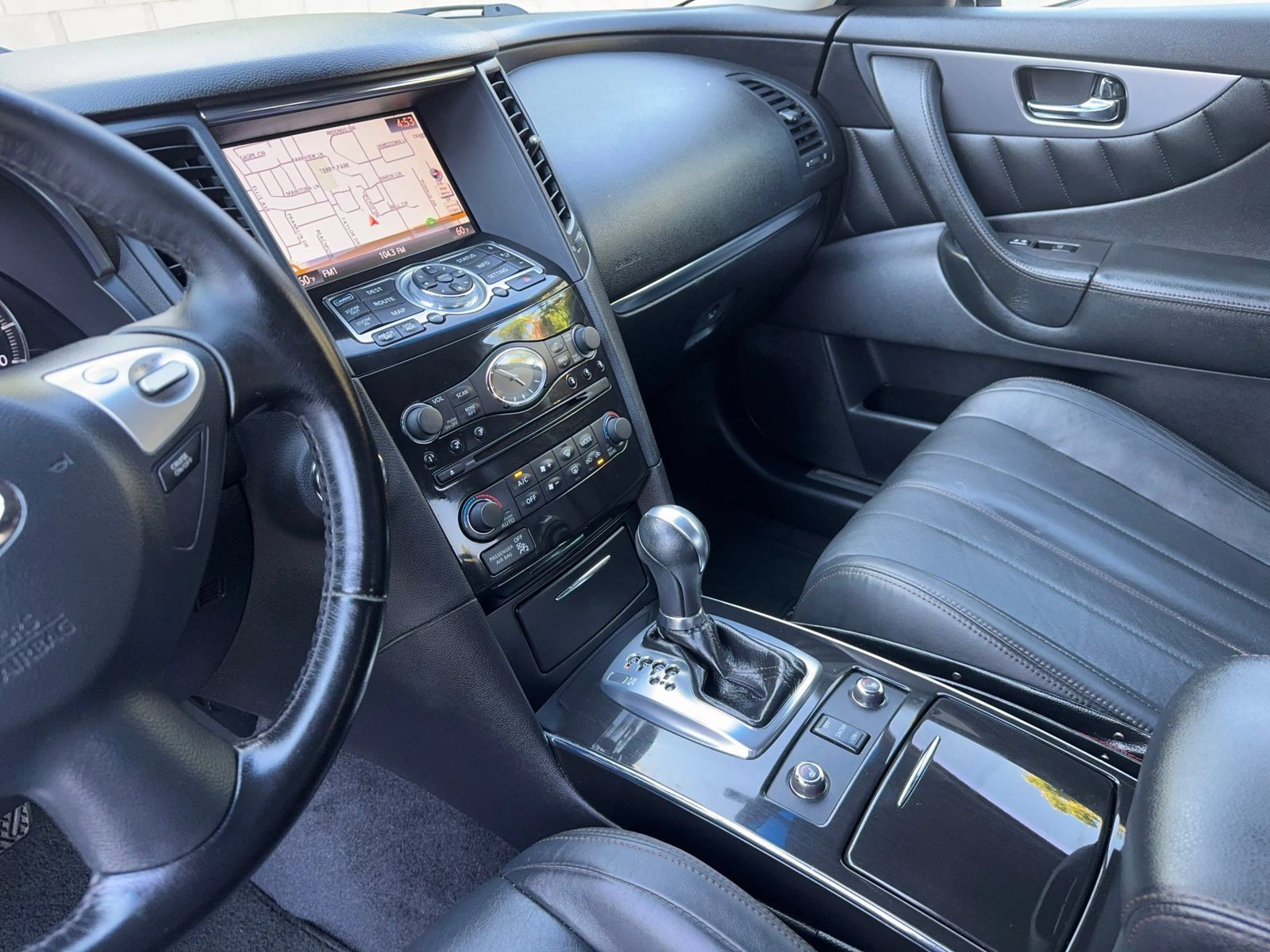 Used 2012 INFINITI FX35 2WD w/ Premium Pkg image 17