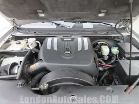 Used 2008 Chevrolet TrailBlazer SS image 17