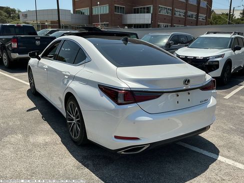 Used 2023 Lexus ES 350 w/ Premium Package FWD image 5