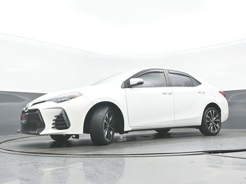 Used 2017 Toyota Corolla L image 29