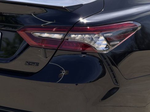 Used 2021 Toyota Camry XSE FWD image 10