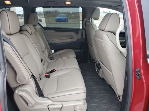 Certified 2024 Honda Odyssey Elite image 30