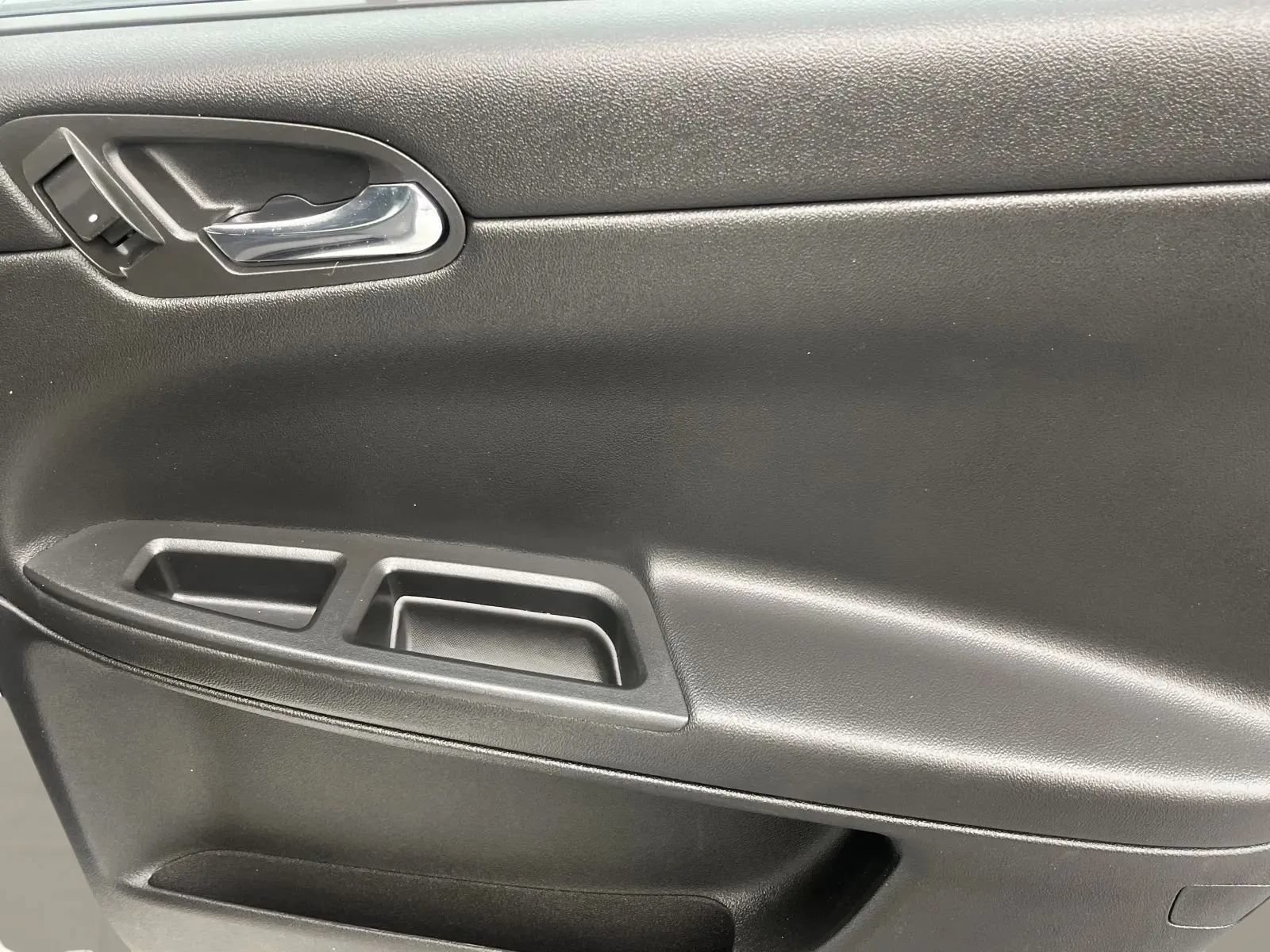 Used 2012 Chevrolet Impala LT FWD image 23