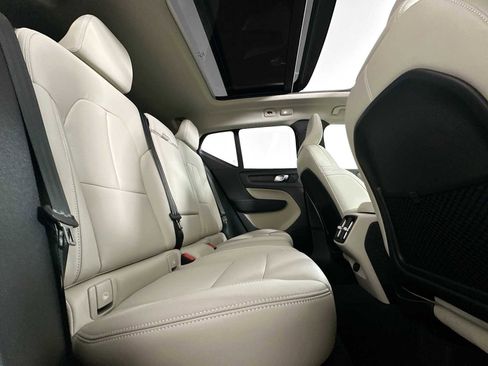 Used 2025 Volvo XC40 B5 Ultra w/ Protection Package image 25