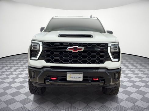 Certified 2024 Chevrolet Silverado 2500 ZR2 AWD/4WD image 6