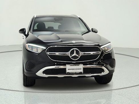 Certified 2026 Mercedes-Benz GLC 300 image 2