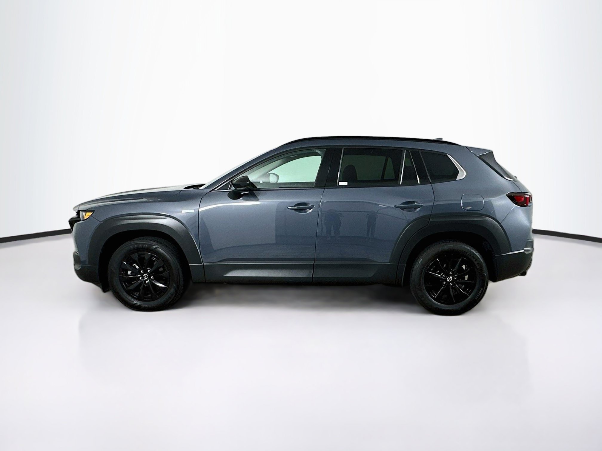 Used 2025 MAZDA CX-50 AWD 2.5 Hybrid w/ Premium Pkg image 4