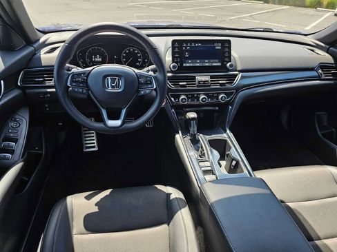 Used 2022 Honda Accord Sport image 18