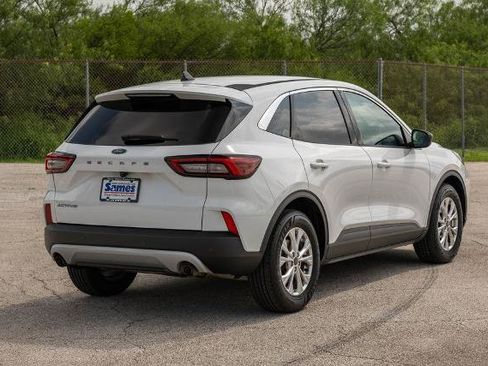 Certified 2023 Ford Escape Active w/ Tech Pack #1 FWD image 8