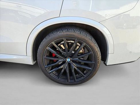 Used 2021 BMW X5 sDrive40i w/ M Sport Package image 25