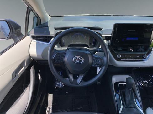 Used 2026 Toyota Corolla LE FWD image 12