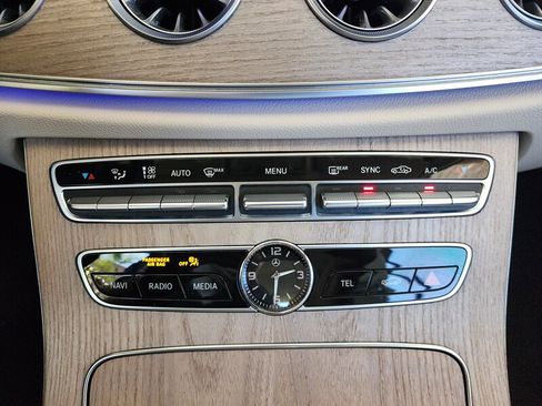 Used 2020 Mercedes-Benz E 450 4MATIC Cabriolet w/ AMG Line image 68