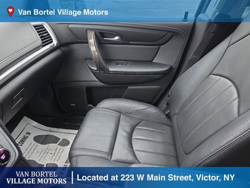 Used 2015 GMC Acadia SLT image 24