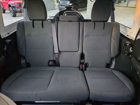 Used 2025 Jeep Wrangler Unlimited Sahara w/ Safety Group image 23