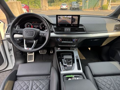 Used 2021 Audi SQ5 Prestige w/ Prestige Package AWD/4WD image 11