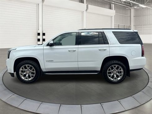 Used 2017 GMC Yukon SLT w/ Open Road Package AWD/4WD image 1