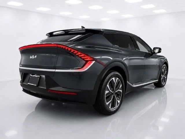 Used 2024 Kia EV6 Light AWD/4WD image 7