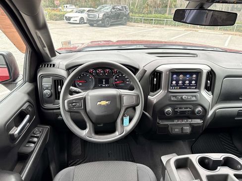 Used 2020 Chevrolet Silverado 1500 Custom w/ Custom Value Package image 13