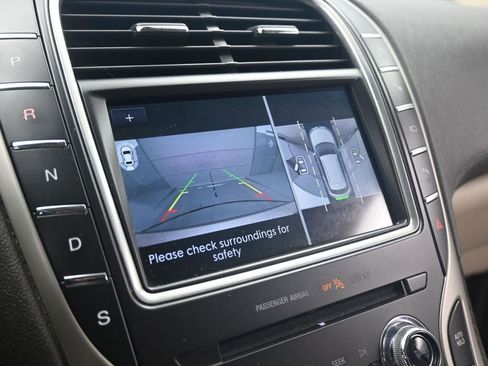 Used 2020 Lincoln Nautilus Reserve image 15