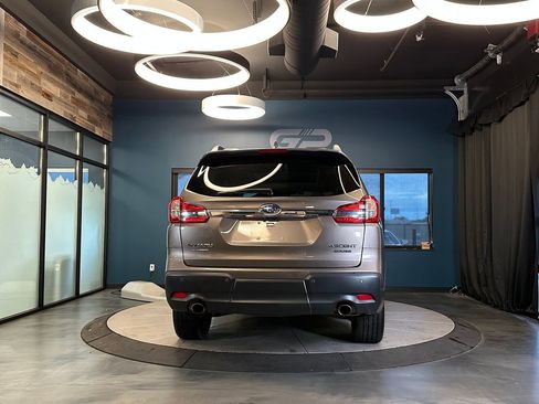 Used 2021 Subaru Ascent Limited w/ Technology Package AWD/4WD image 4