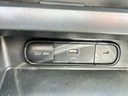 Used 2023 Kia Soul S FWD image 43