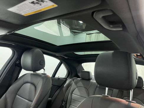 Used 2019 Mercedes-Benz C 300 4MATIC Sedan image 11
