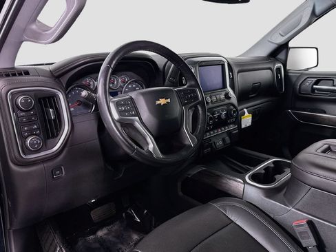 Used 2019 Chevrolet Silverado 1500 LTZ w/ LTZ Premium Package AWD/4WD image 10