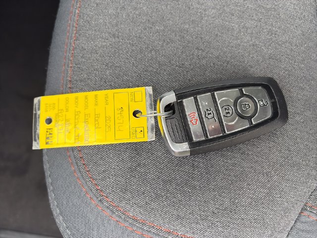 Used 2025 Ford Expedition Max Active AWD/4WD image 29