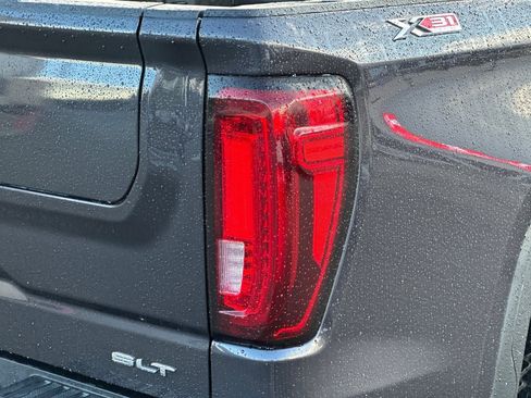Used 2023 GMC Sierra 1500 SLT w/ X31 Off-Road Package image 31