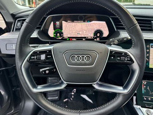 Used 2021 Audi e-tron Premium Plus w/ Premium Plus Package image 29