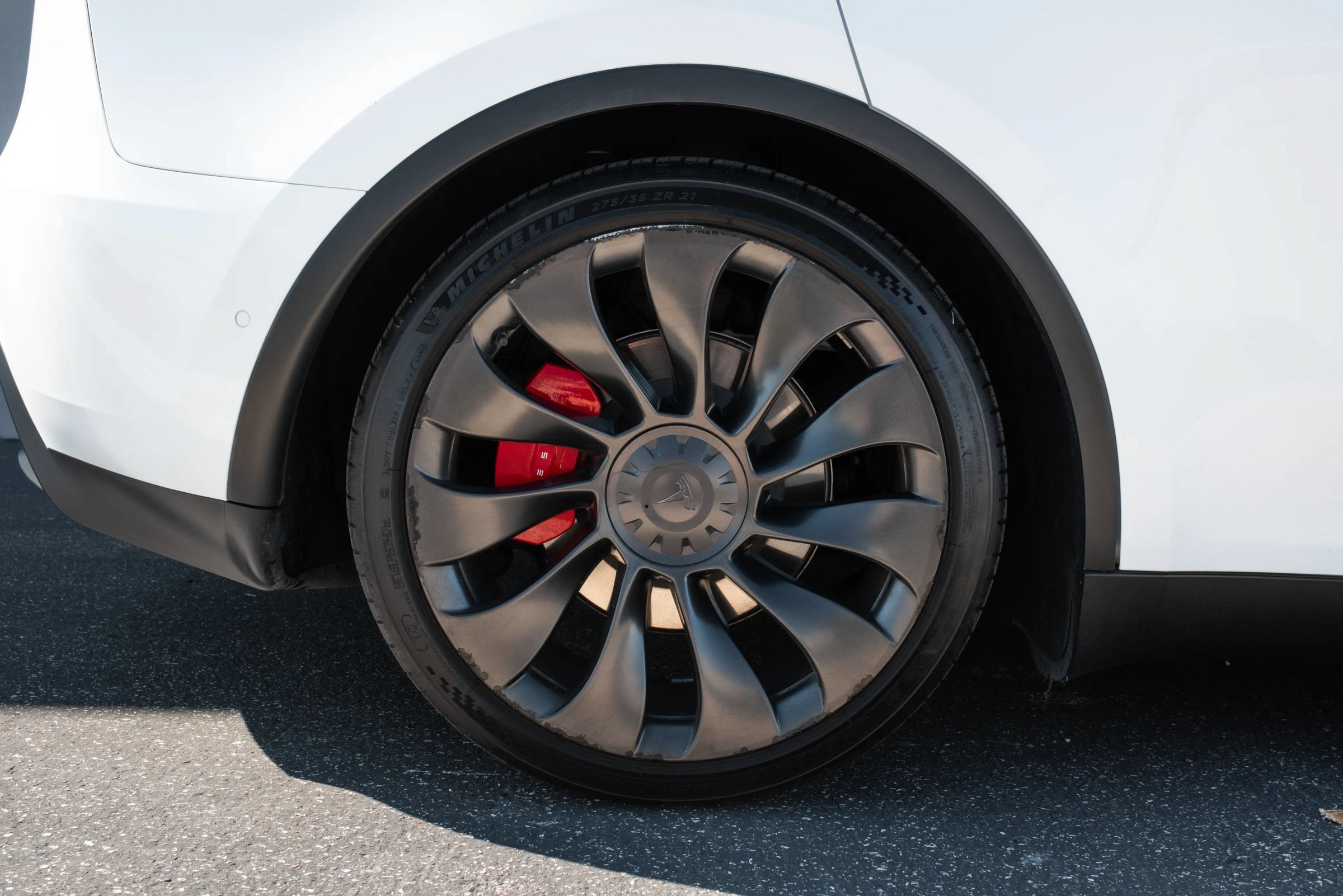 Used 2022 Tesla Model Y Performance AWD/4WD image 38