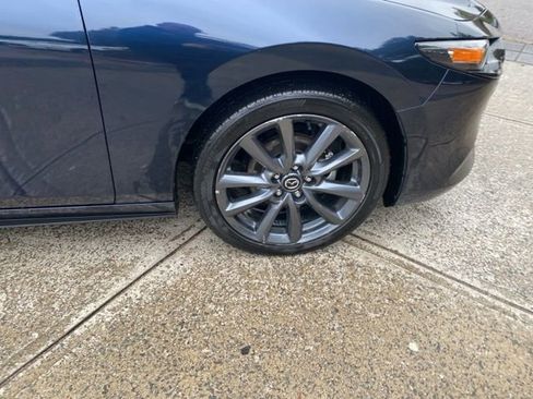 Used 2024 MAZDA MAZDA3 s image 16