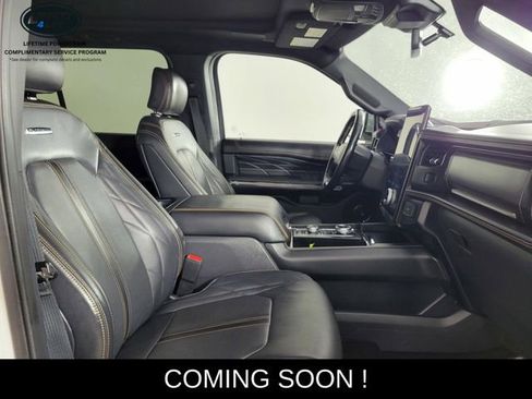 Used 2022 Ford Expedition Max Platinum image 18
