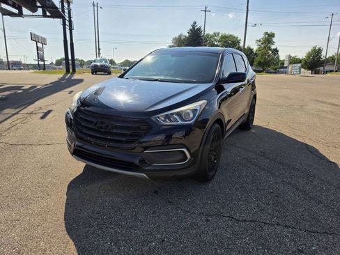 Used 2018 Hyundai Santa Fe Sport FWD image 8