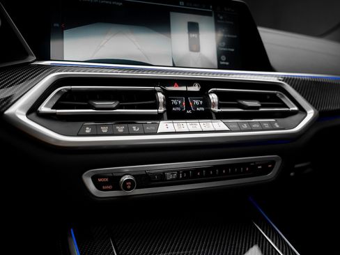 Used 2023 BMW X5 M50i w/ Executive Package image 50