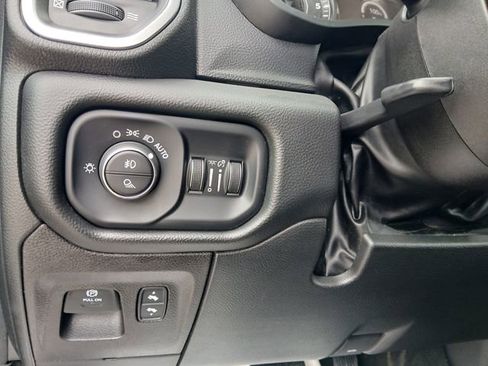 Used 2022 RAM 1500 Laramie AWD/4WD image 28