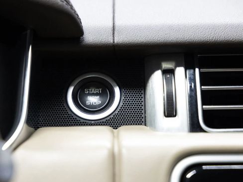 Used 2018 Land Rover Range Rover Supercharged image 25