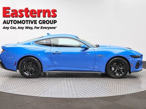 Used 2025 Ford Mustang GT RWD image 4